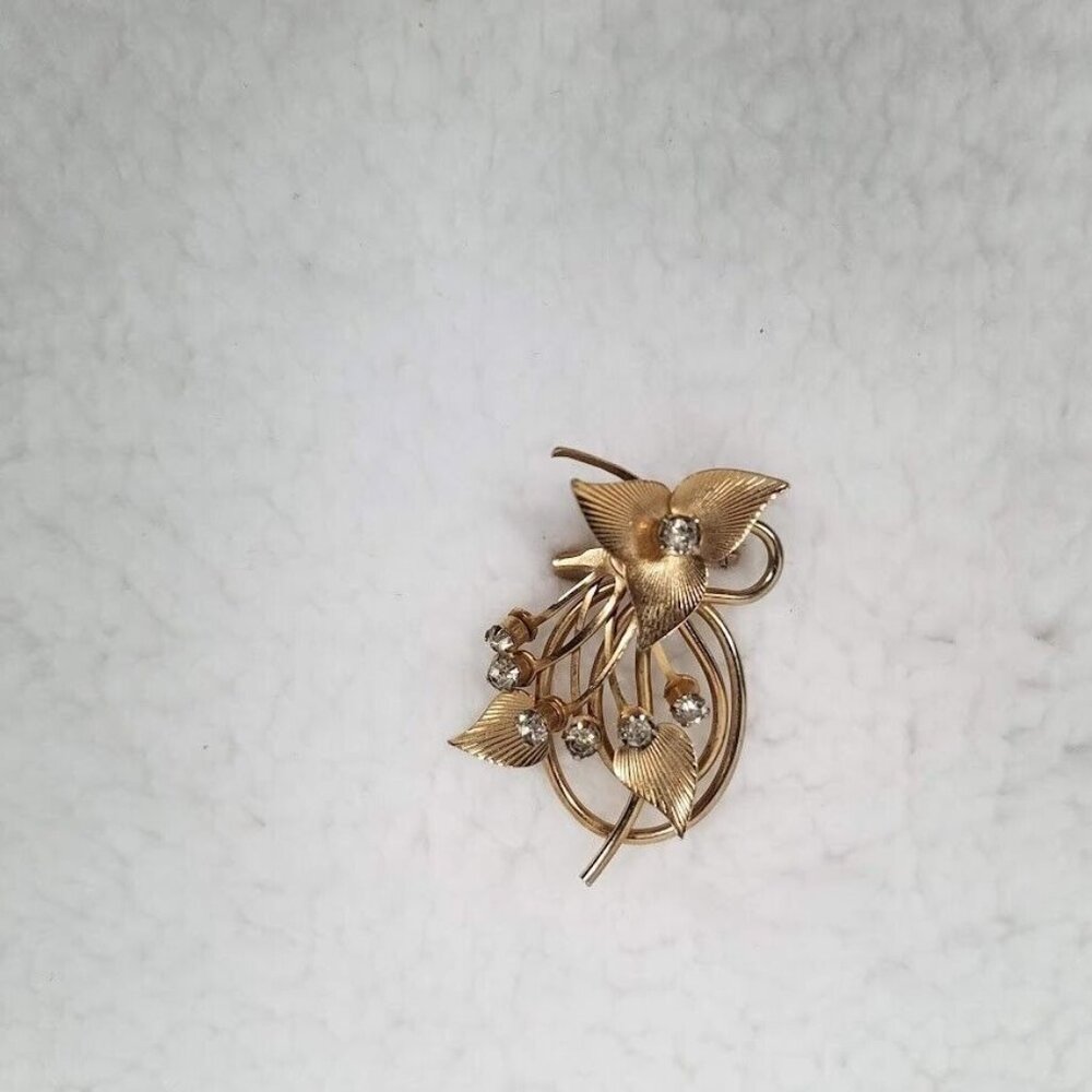 Vintage Brooch Gold Tone Flower Leaves Clear Crystal Stones‎ C Clasp